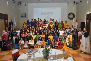 The Korean community at Sekolah Victory Plus celebrates Chuseok with festive decorations and cultural activities.